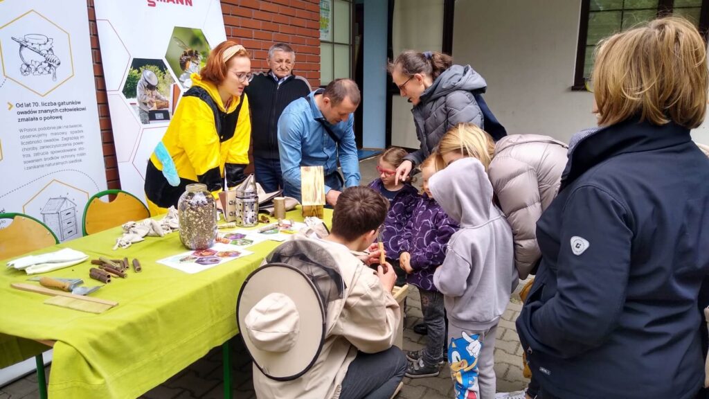 Edukacyjne warsztaty o pszczołach, zapylaczach i ekologii dla szkół i przedszkoli