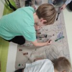 Zajęcia edukacyjne o ekologii i zapylaczach w Zespole Szkół im. J. Verne’a w Kielcach